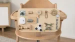 Hochstuhl-Beschäftigungsboard für sensorisches Spielen